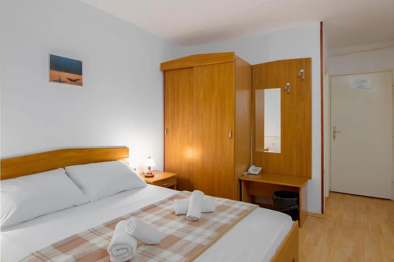 Hotel Kraljevica 2*,